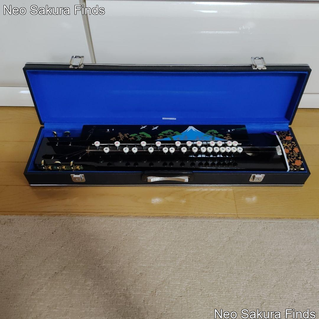 Koga Taishogoto Japanese Zither, Makie Style Mt Fuji Design, Black, Includes Har